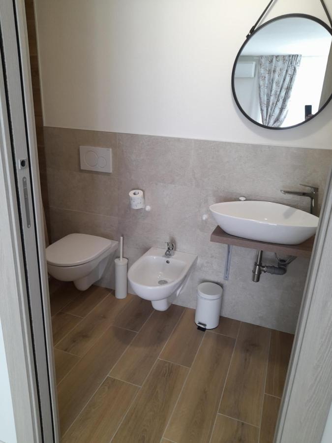 Casa Dell'Oca Apartment ปาสเตร็งโก ภายนอก รูปภาพ